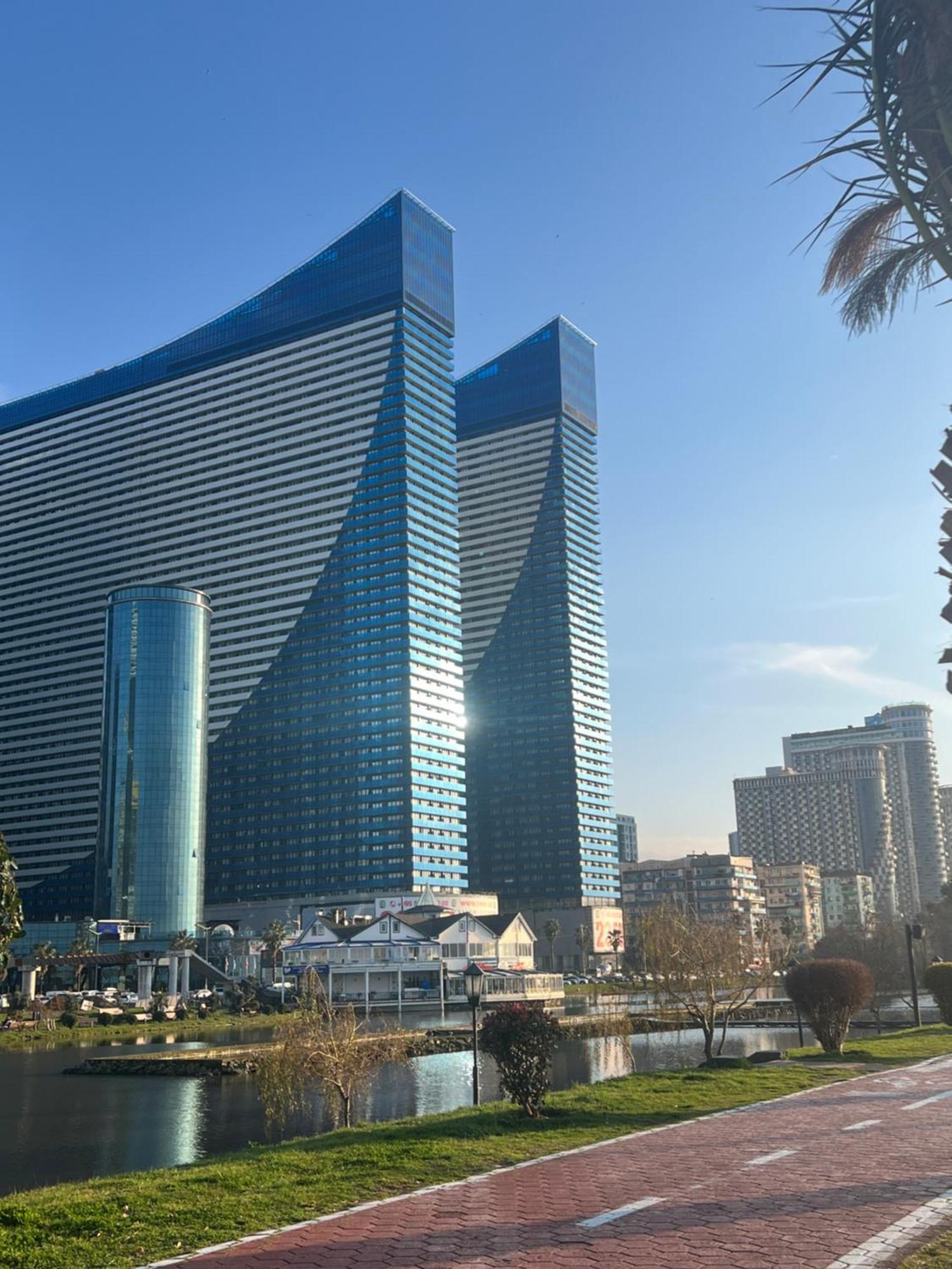 Orbi City Hotel 바투미 외부 사진